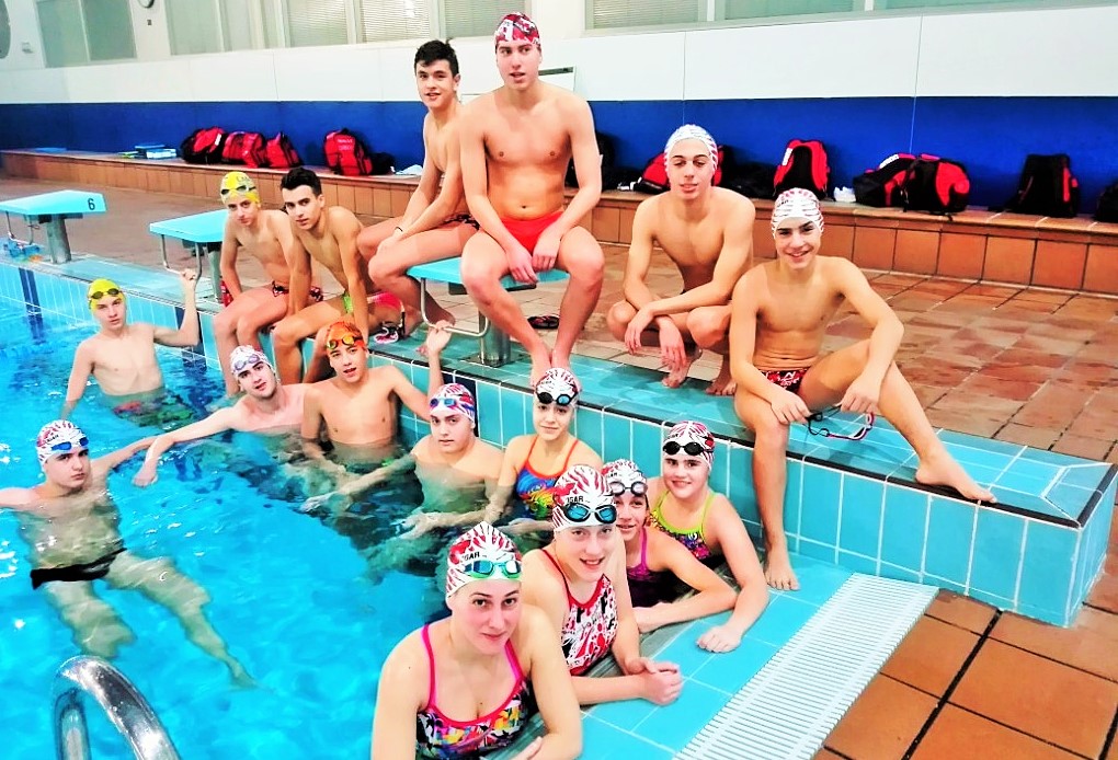 16 nadadores do Fogar tomarán parte no Trofeo da Madalena