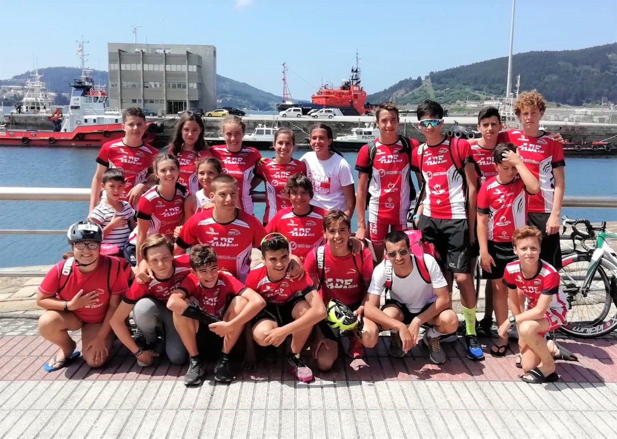 Cinco pódios para os nosos triatletas de base en Ferrol