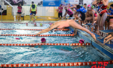 10 Nadadores-as do Fogar compiten no Galego Alevín de Inverno