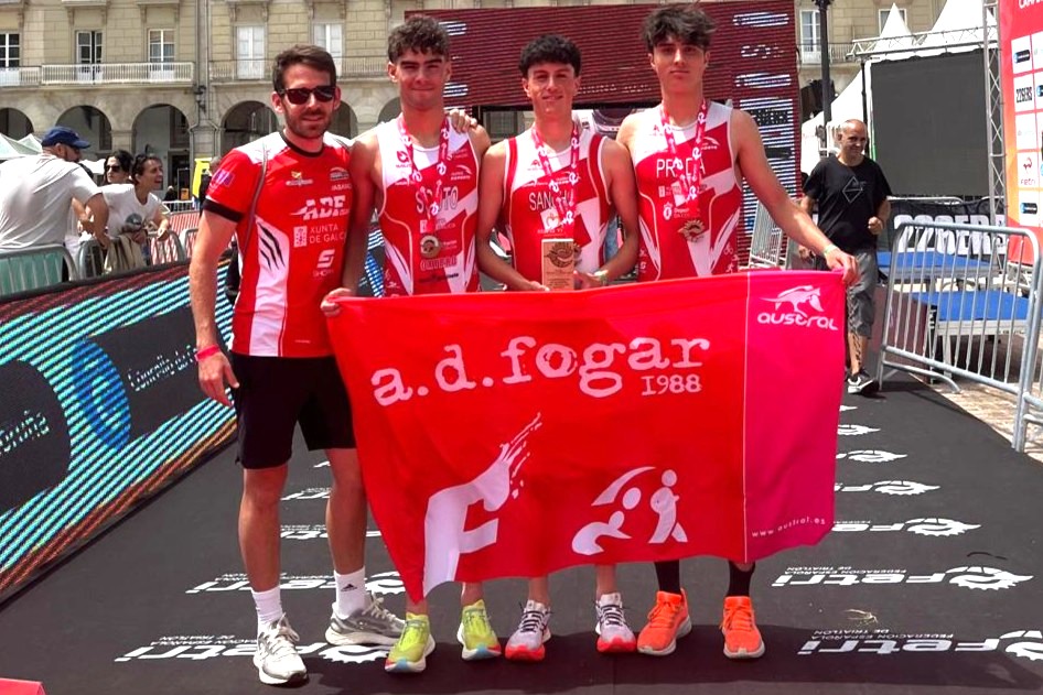 Bronce dos júniors no Nacional de Tríatlon Sprint de A Coruña