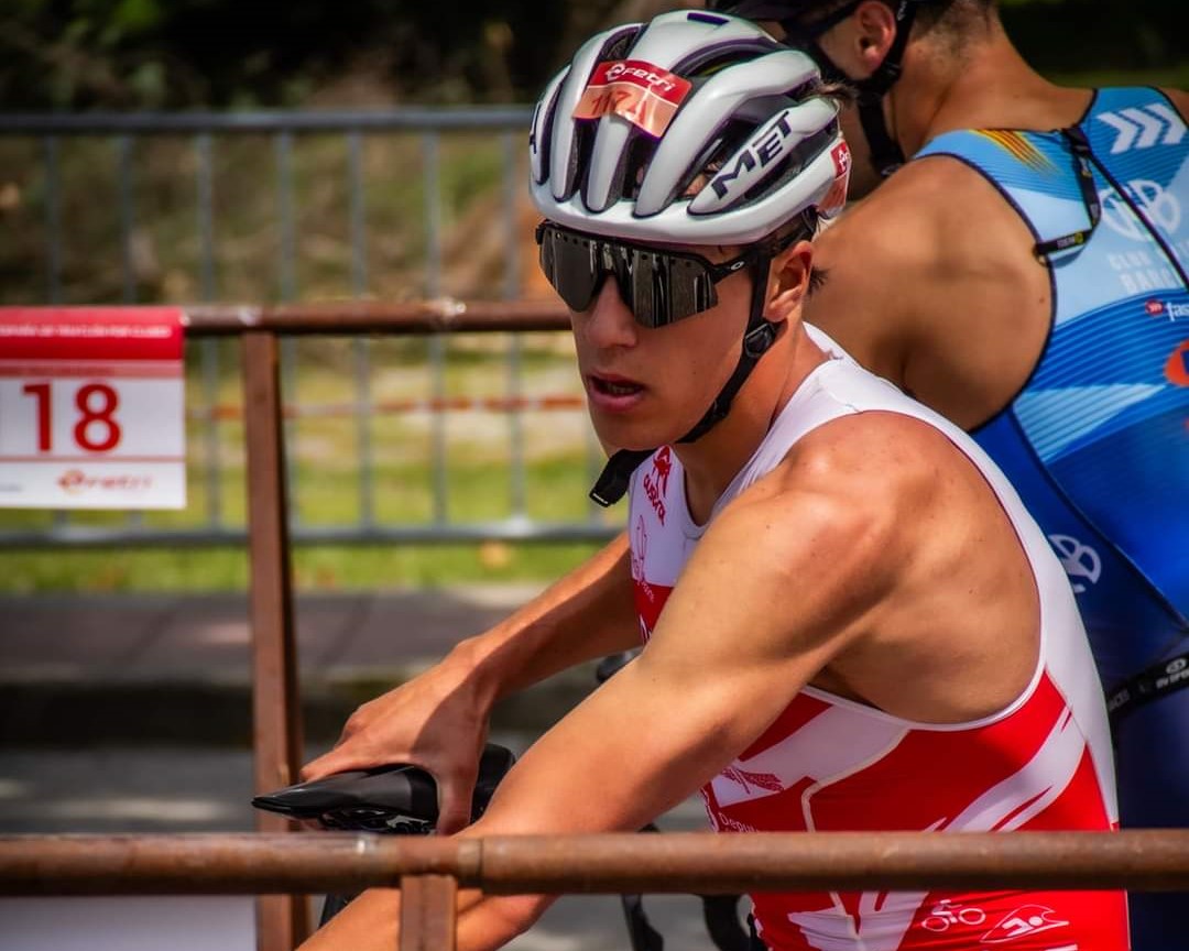 Bronce Sub23 de Andrés Prieto no Nacional de Tríatlon