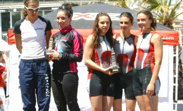 Las chicas del Fogar fueron 2ª en el Triatlón de Riazor