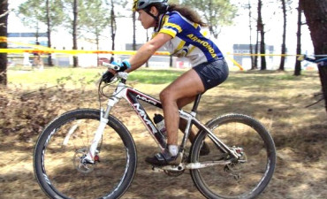 Verónica Montes gana el Circuíto Gallego de Duatlón Cross