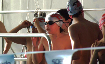 150 Nadadores de la AD.Fogar miden sus fuerzas en Carballo