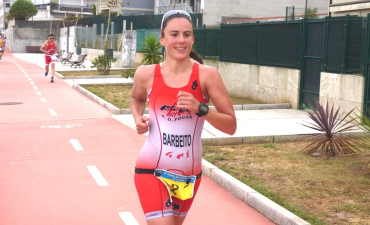 Marta Barbeito se impone en el TriMan Olímpico de As Pontes 