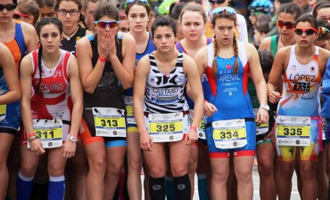 Salomé es Campeona Nacional Escolar de Triatlón con Galicia