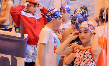 10 nadadores compiten en Ourense en el Cto. Gallego Alevín