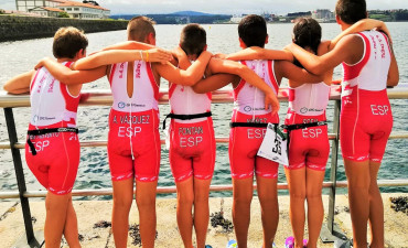 4 Medallas del Fogar en el Gallego de Triatlón de Menores